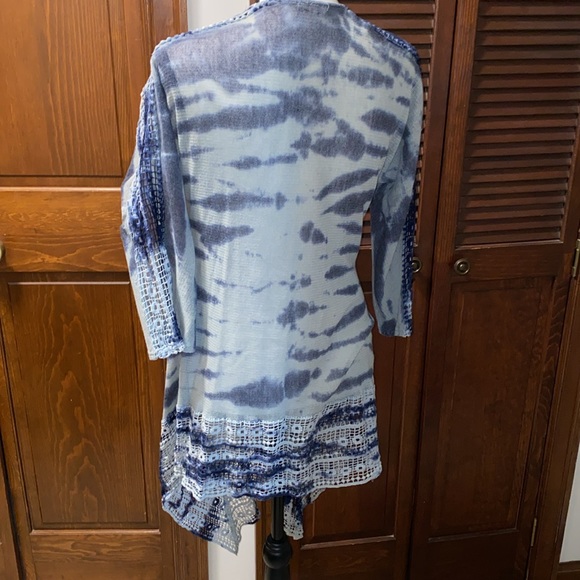 Duster - Picture 4 of 5